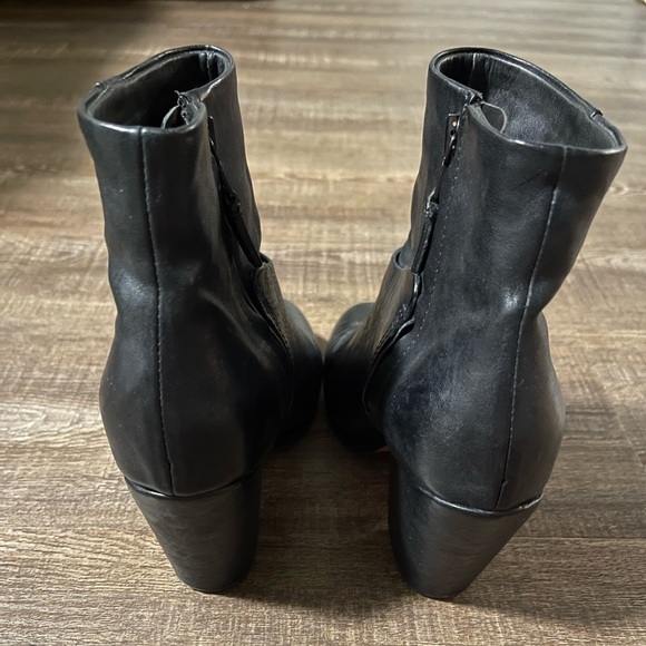 Rag & Bone Black Leather Ankle Boots - Size US 7 - Picture 4 of 7